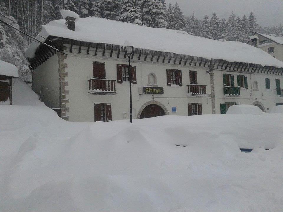 Albergue De Canfranc Estacion 外观 照片