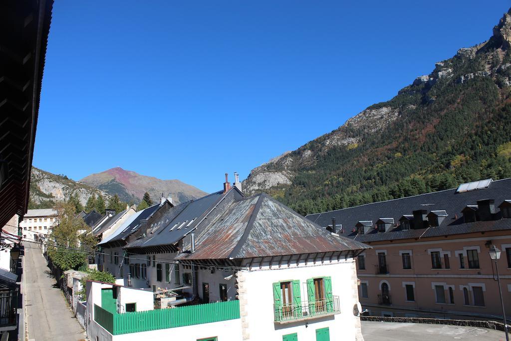Albergue De Canfranc Estacion 客房 照片