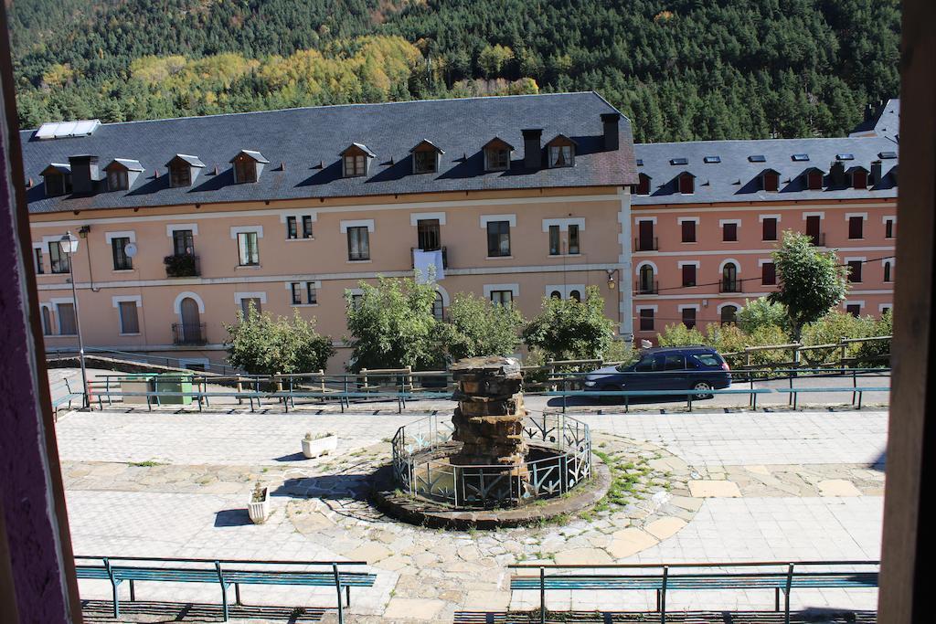 Albergue De Canfranc Estacion 客房 照片