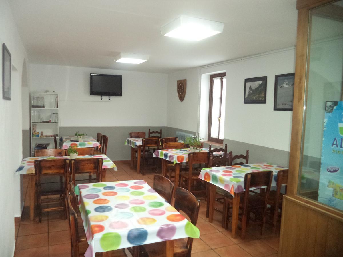 Albergue De Canfranc Estacion 外观 照片